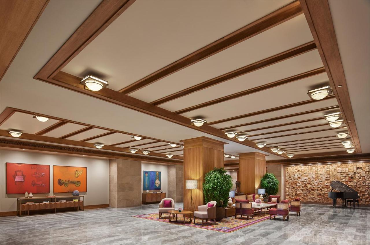 Taj Centre New Town, Hotel 5*